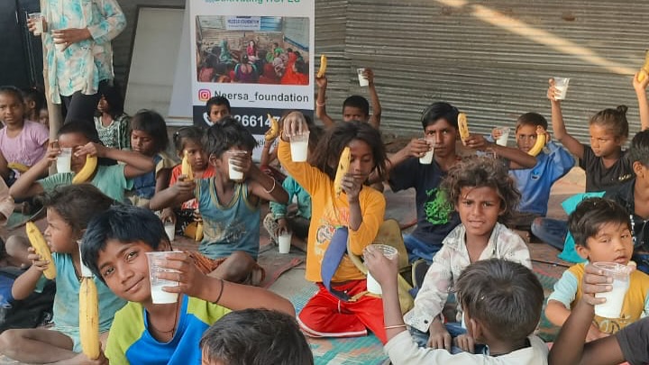 Clothes Distribution