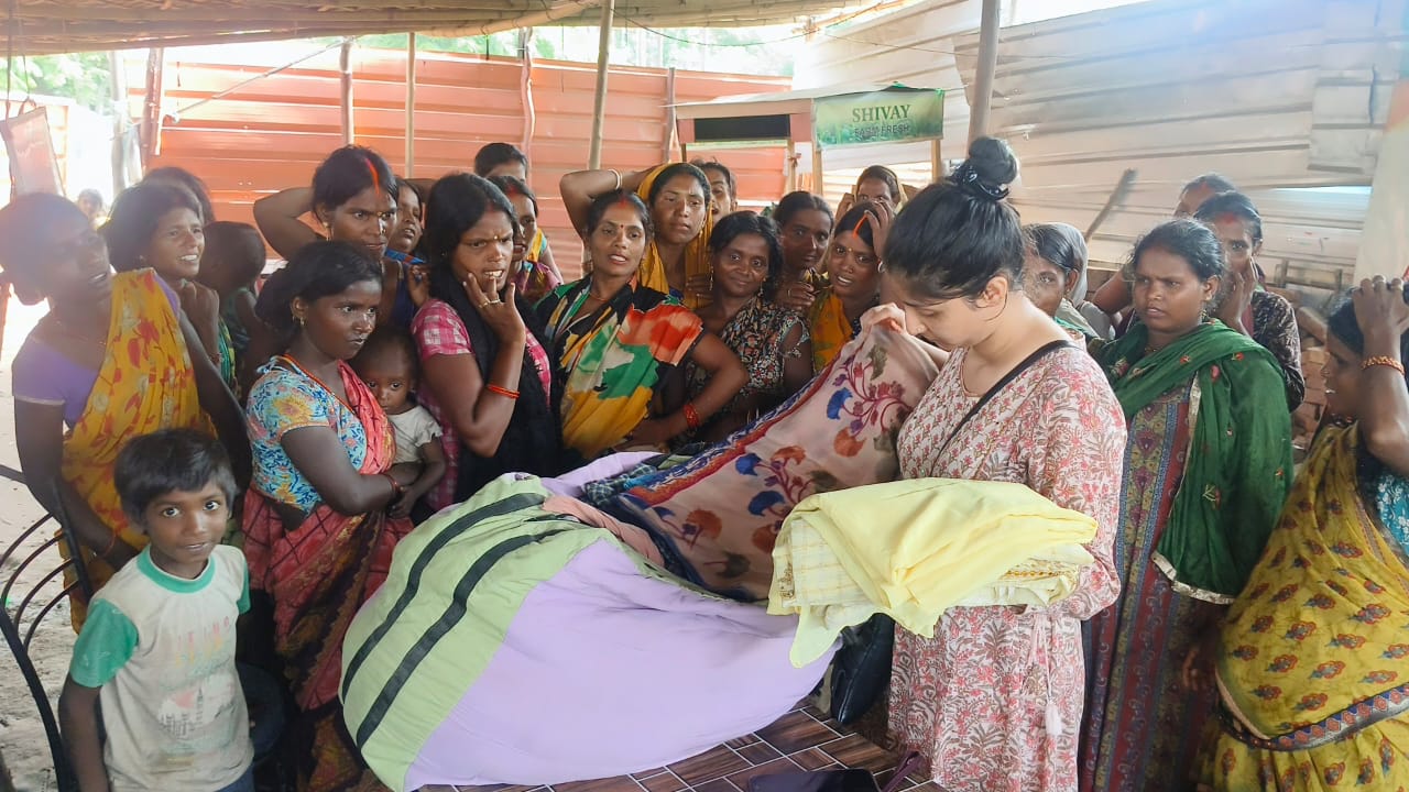 Clothes Distribution