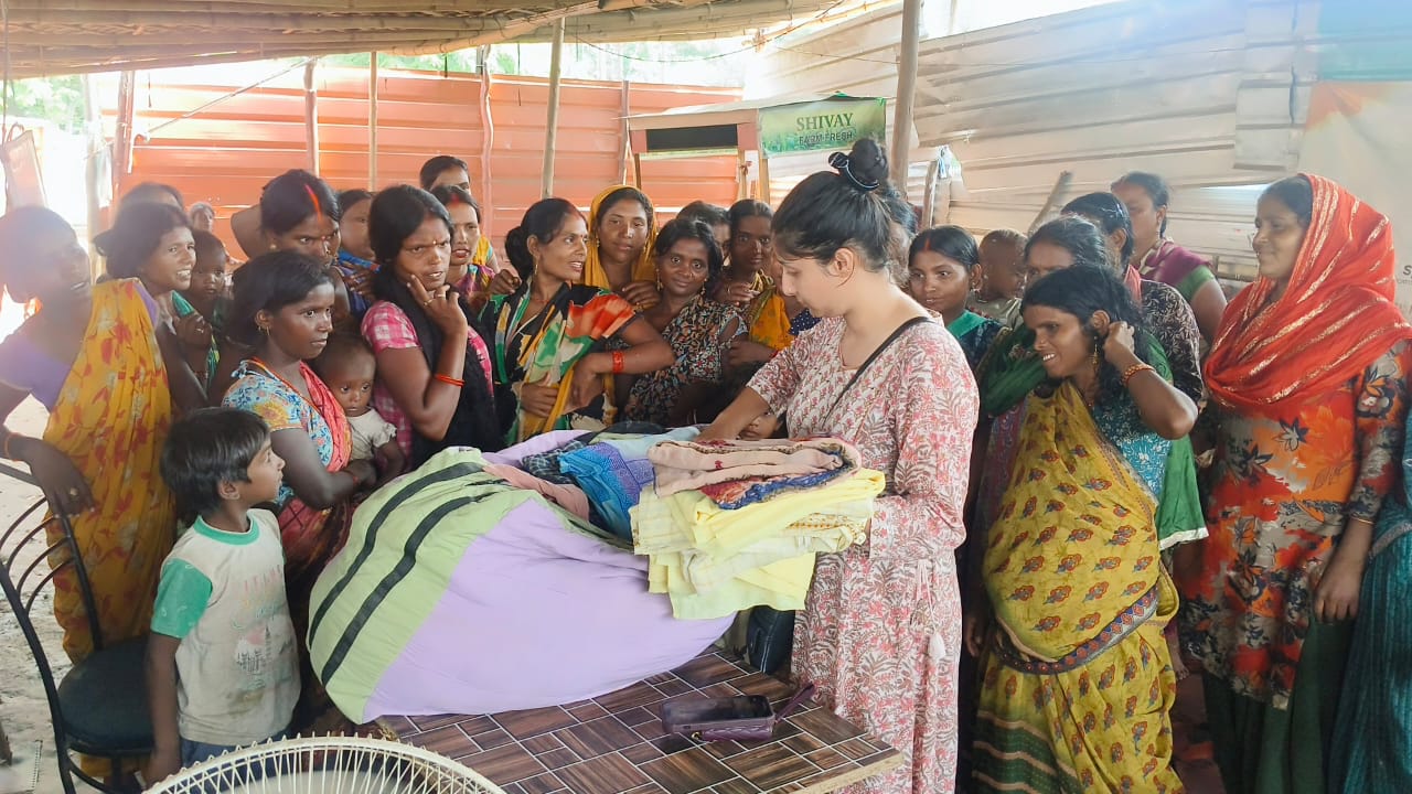 Clothes Distribution