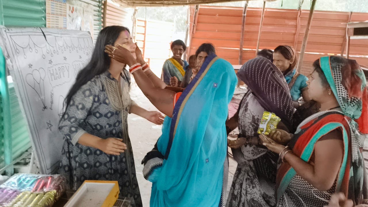 Clothes Distribution